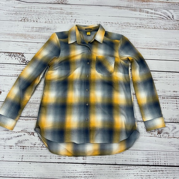 Eddie Bauer Women’s Size Medium Expedition Performance Flannel 2.0 Shirt - Picture 7 of 12